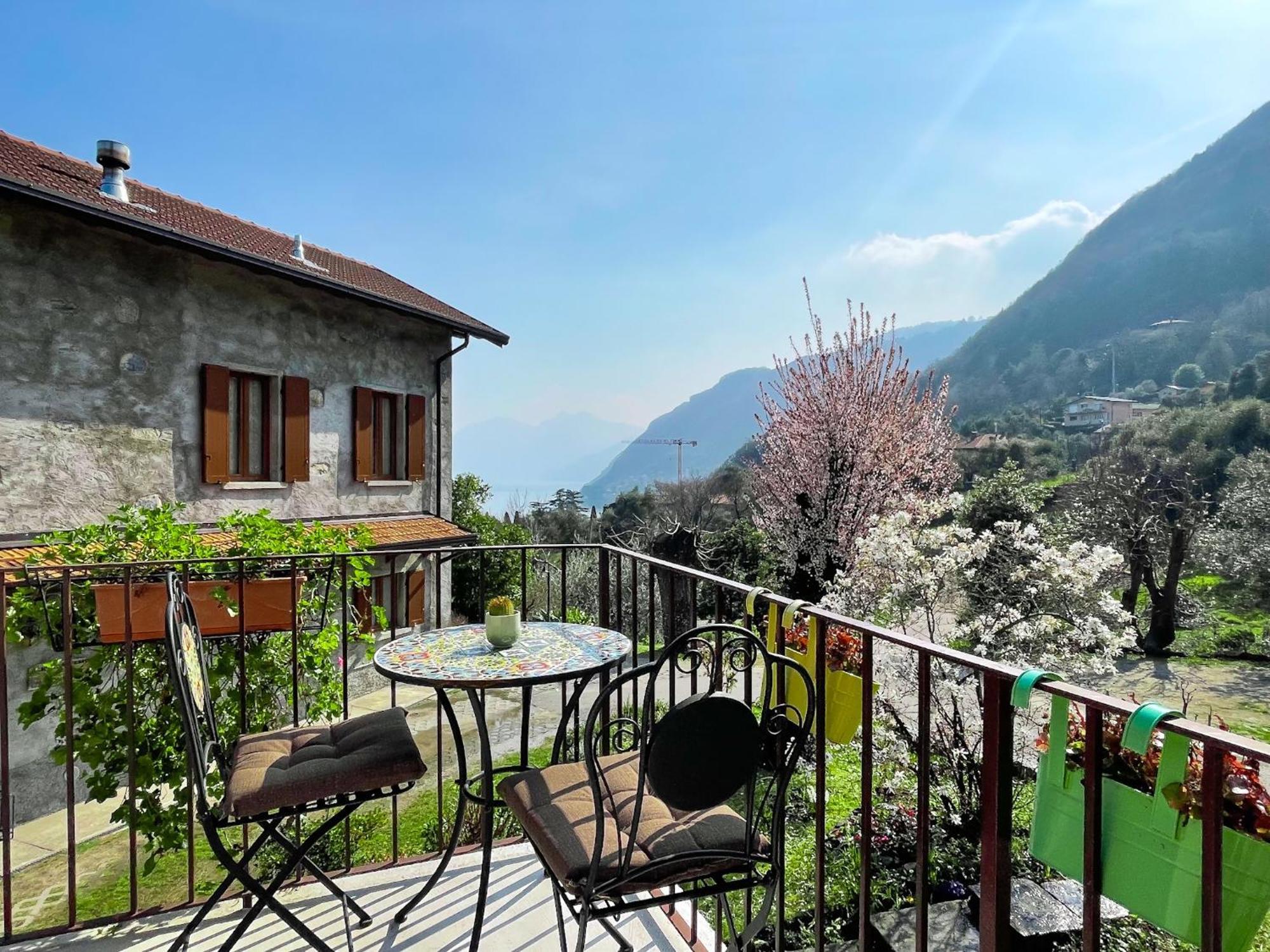 Breva Loft Tra Gli Ulivi Ed Il Lago 벨라지오 외부 사진